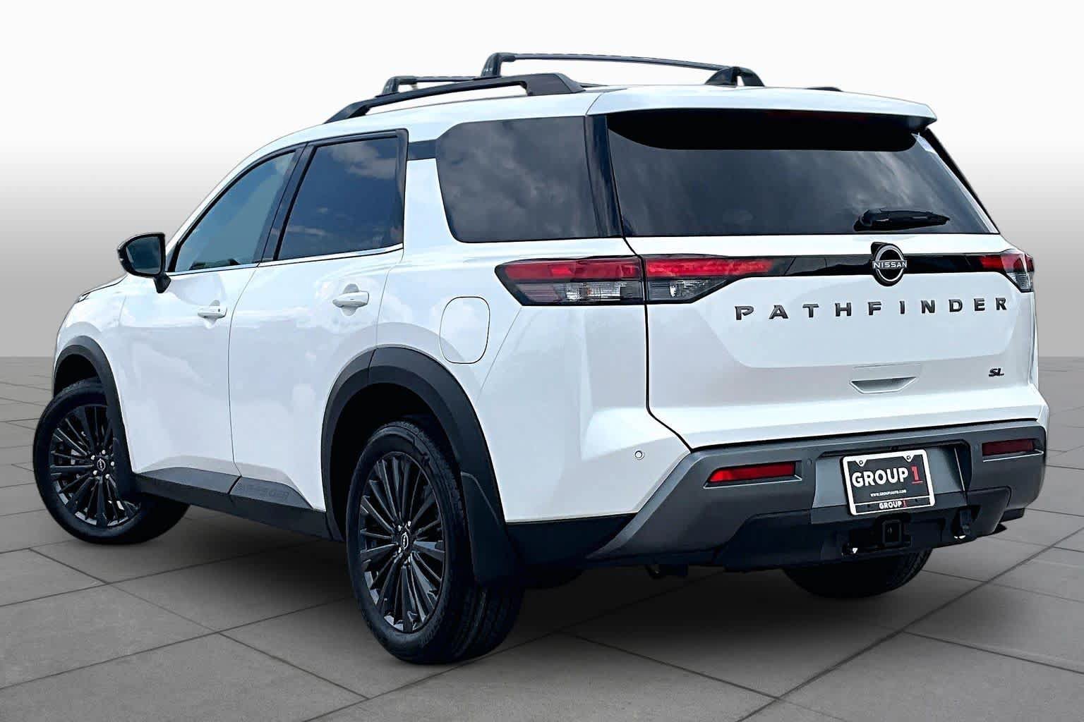 New 2026 Nissan Pathfinder SL FWD image 12
