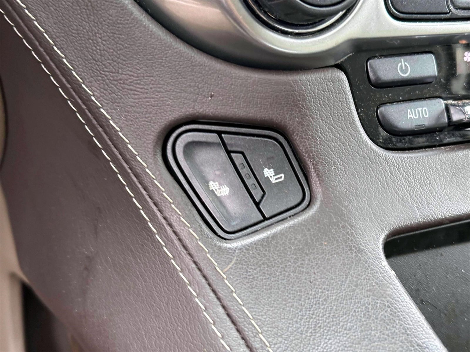 Used 2019 Chevrolet Tahoe LT image 18