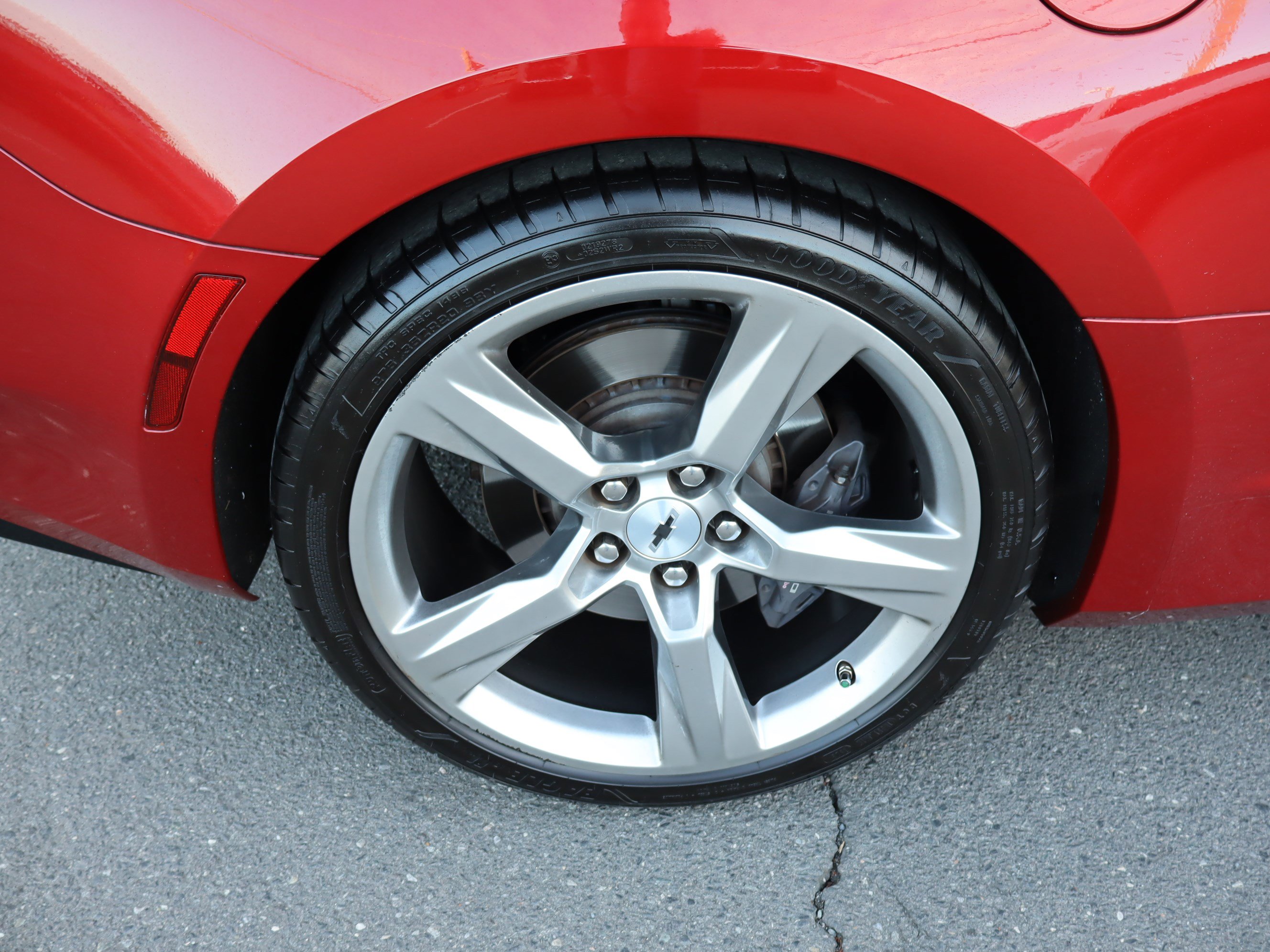 Used 2018 Chevrolet Camaro SS image 35