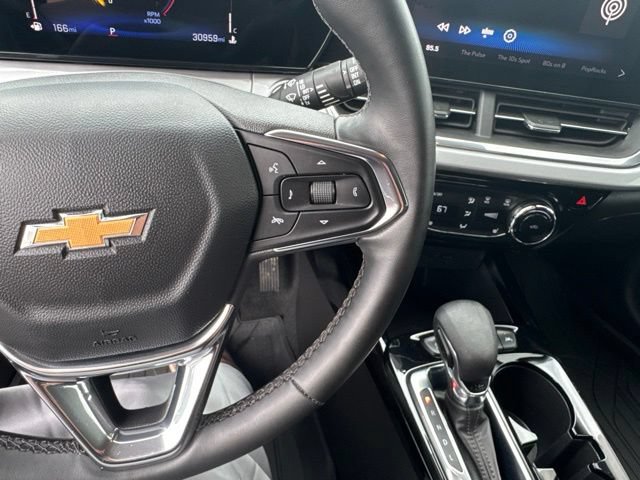Used 2024 Chevrolet Trax LT w/ Driver Confidence Package FWD image 20