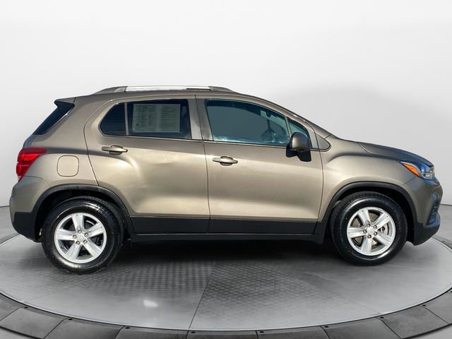 Used 2021 Chevrolet Trax LT w/ Driver Confidence Package image 6