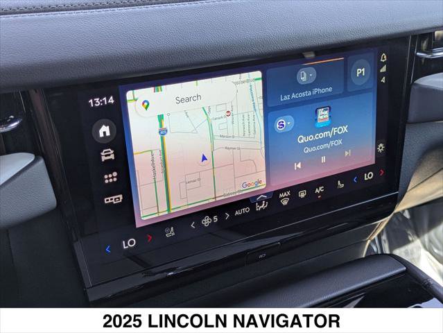 Used 2025 Lincoln Navigator Reserve w/ Jet Appearance Package image 14