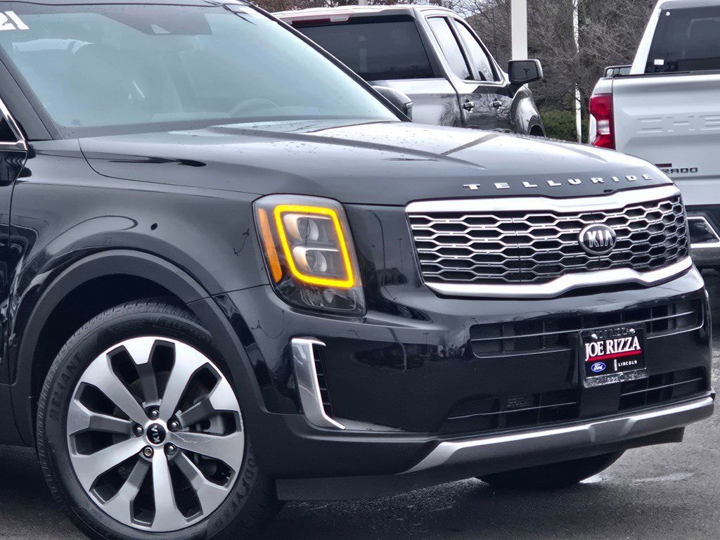 Used 2021 Kia Telluride EX w/ EX Premium Package AWD/4WD image 2
