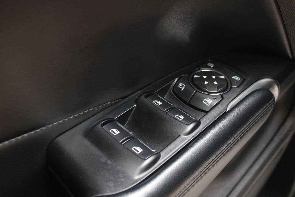 Used 2019 Lincoln MKC Reserve w/ MKC Climate Package AWD/4WD image 8