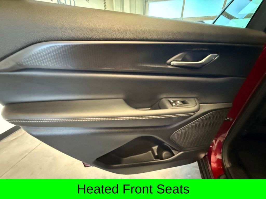 Used 2024 Jeep Grand Cherokee L Altitude AWD/4WD image 14
