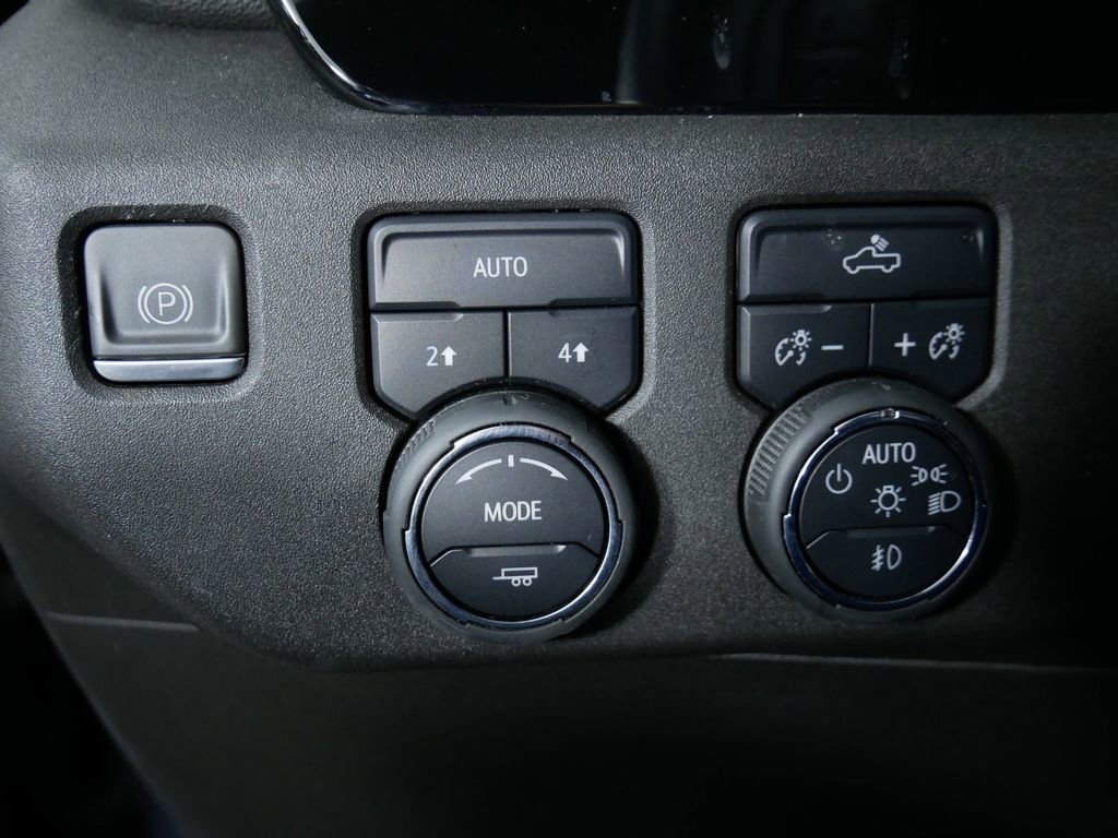 Used 2023 Chevrolet Silverado 1500 RST AWD/4WD image 24