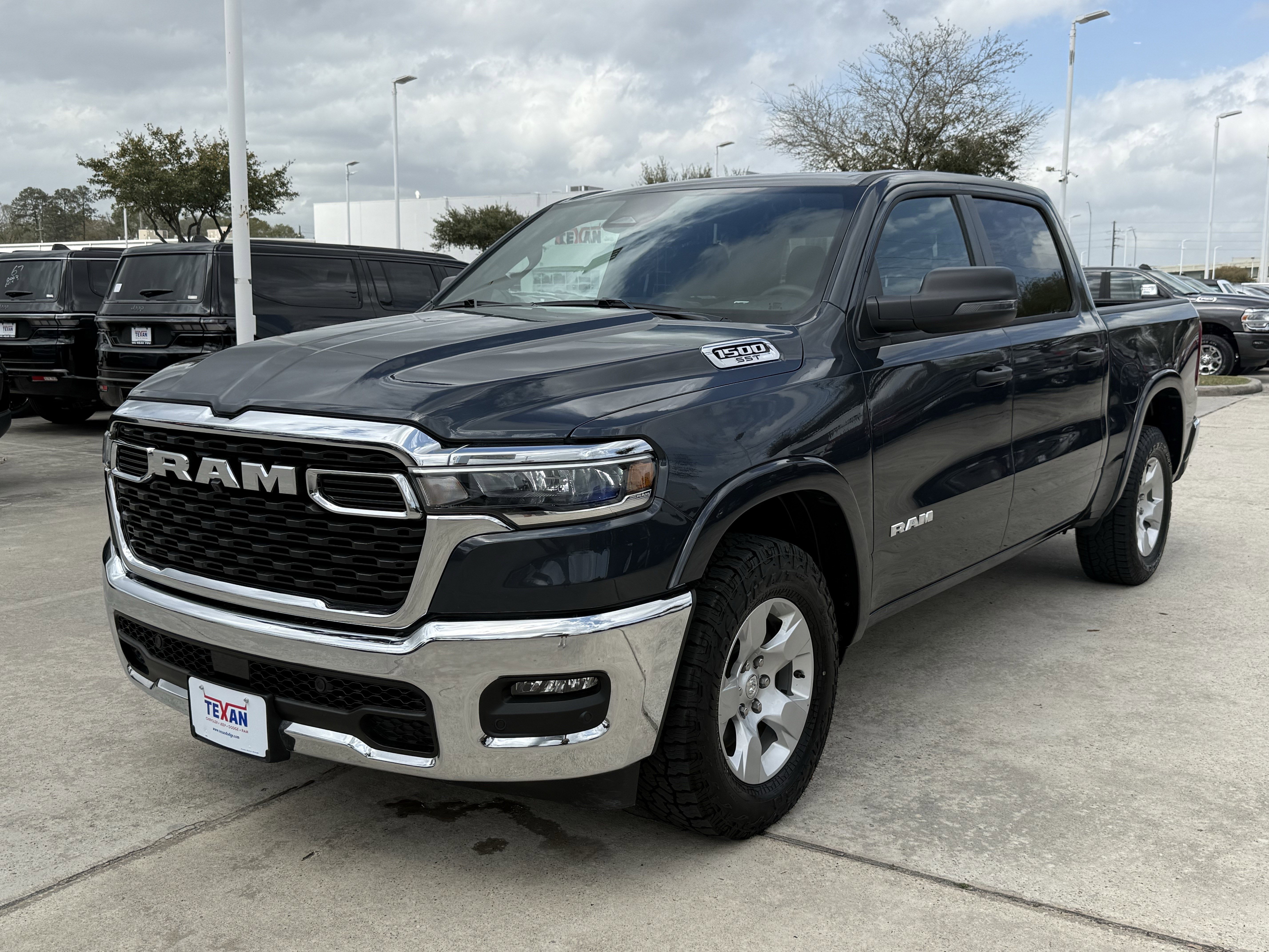 Used 2025 RAM 1500 Big Horn image 9