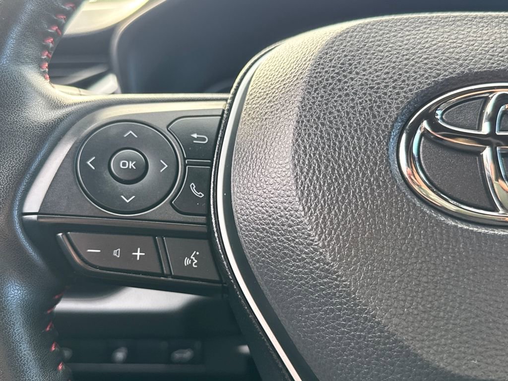 Used 2023 Toyota RAV4 SE image 17