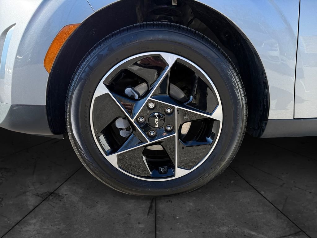 Used 2025 Kia Soul EX image 14