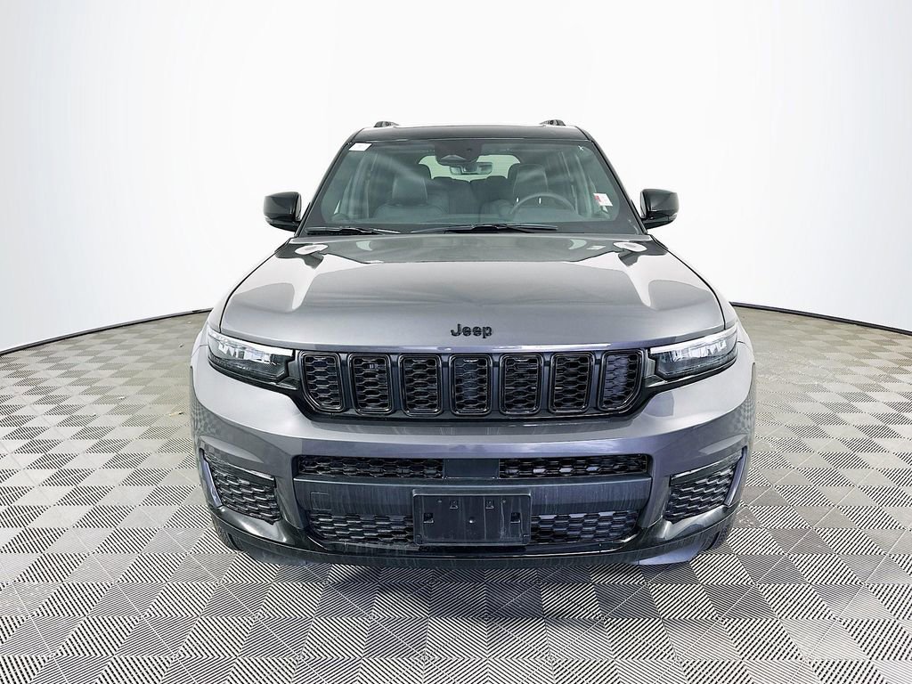 New 2025 Jeep Grand Cherokee L Limited image 3