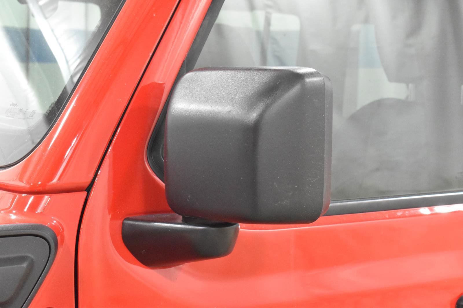 Used 2022 Jeep Wrangler Unlimited Sahara w/ Cold Weather Group image 33