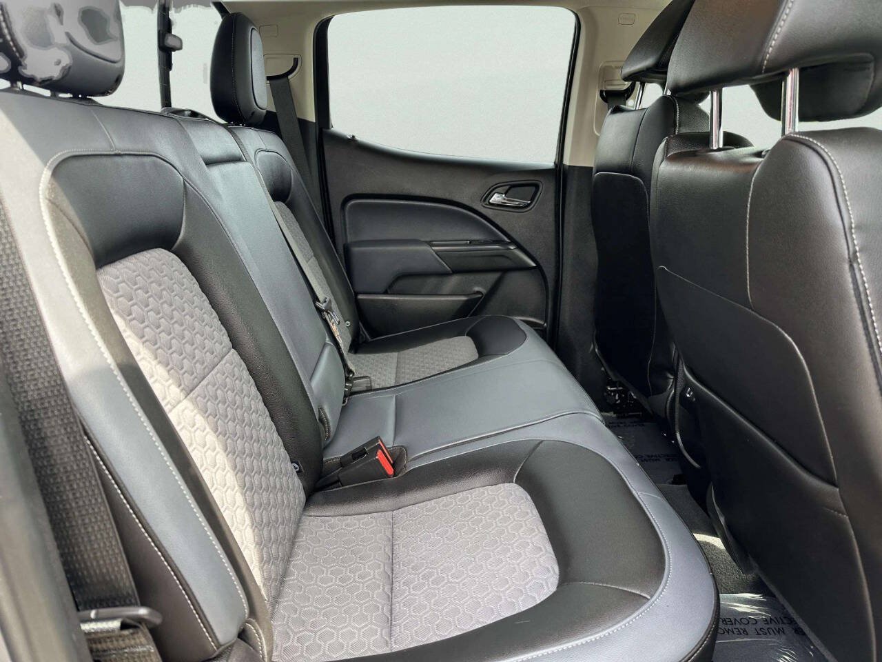 Used 2019 Chevrolet Colorado Z71 AWD/4WD image 14