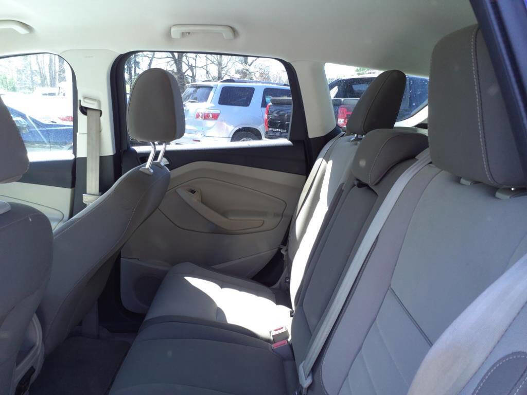 Used 2013 Ford Escape SE FWD image 6