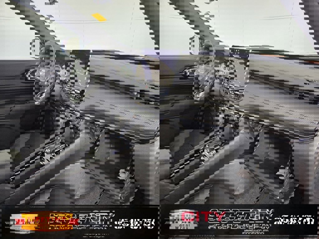 New 2026 Jeep Compass Latitude image 31