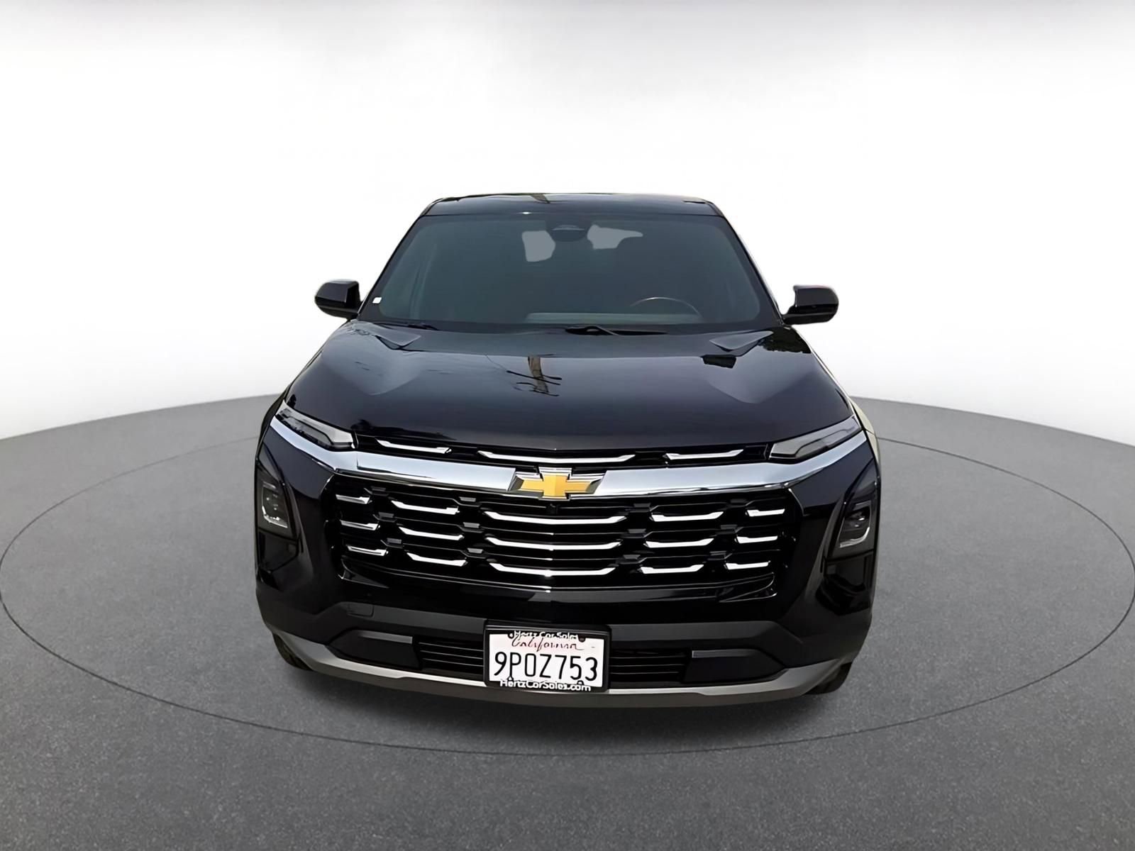 Used 2025 Chevrolet Equinox LT image 3