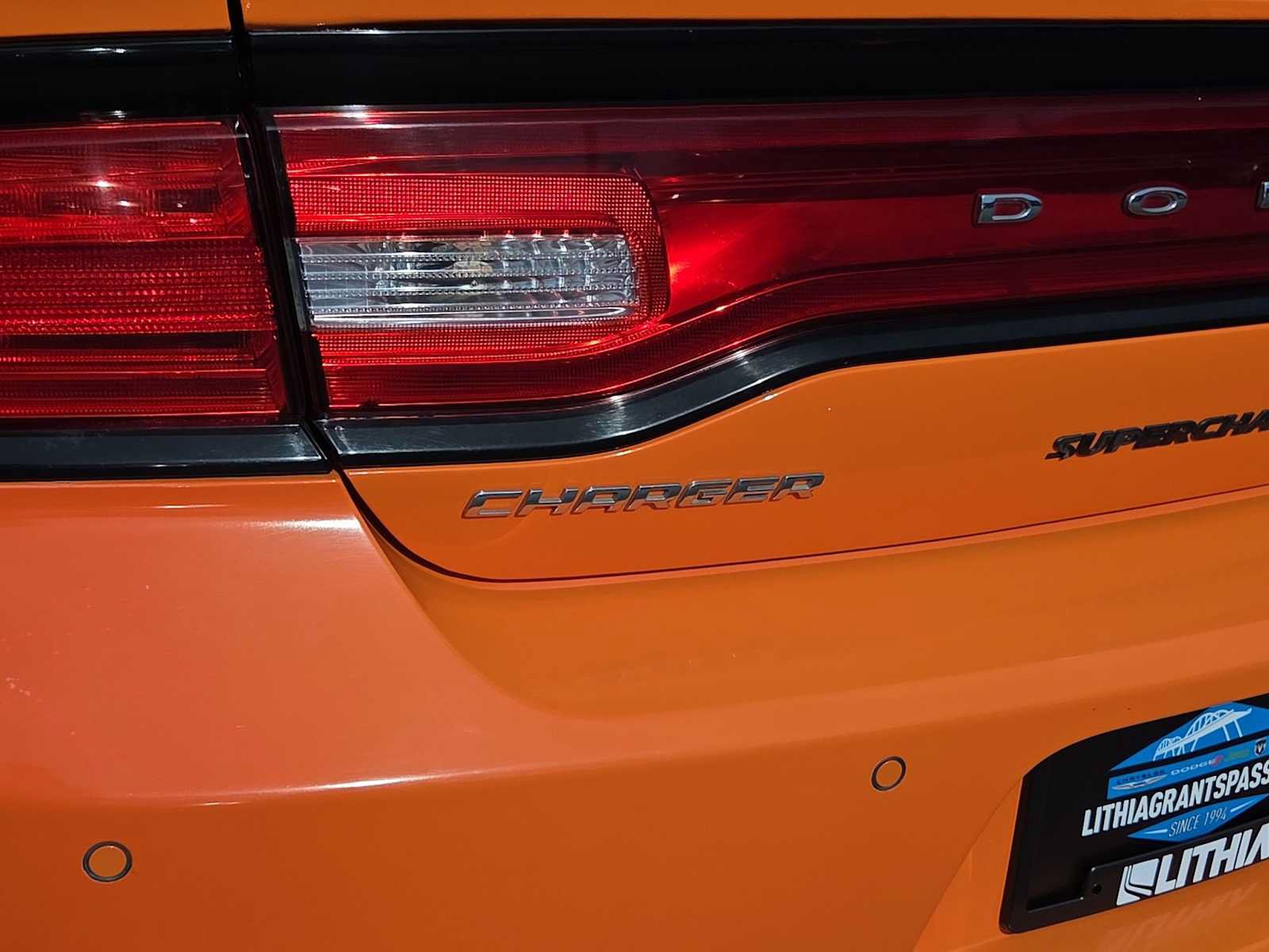 Used 2014 Dodge Charger SRT8 Super Bee w/ Convenience Group II RWD image 15