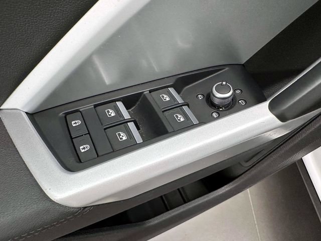 Used 2022 Audi Q3 2.0T Premium AWD/4WD image 18