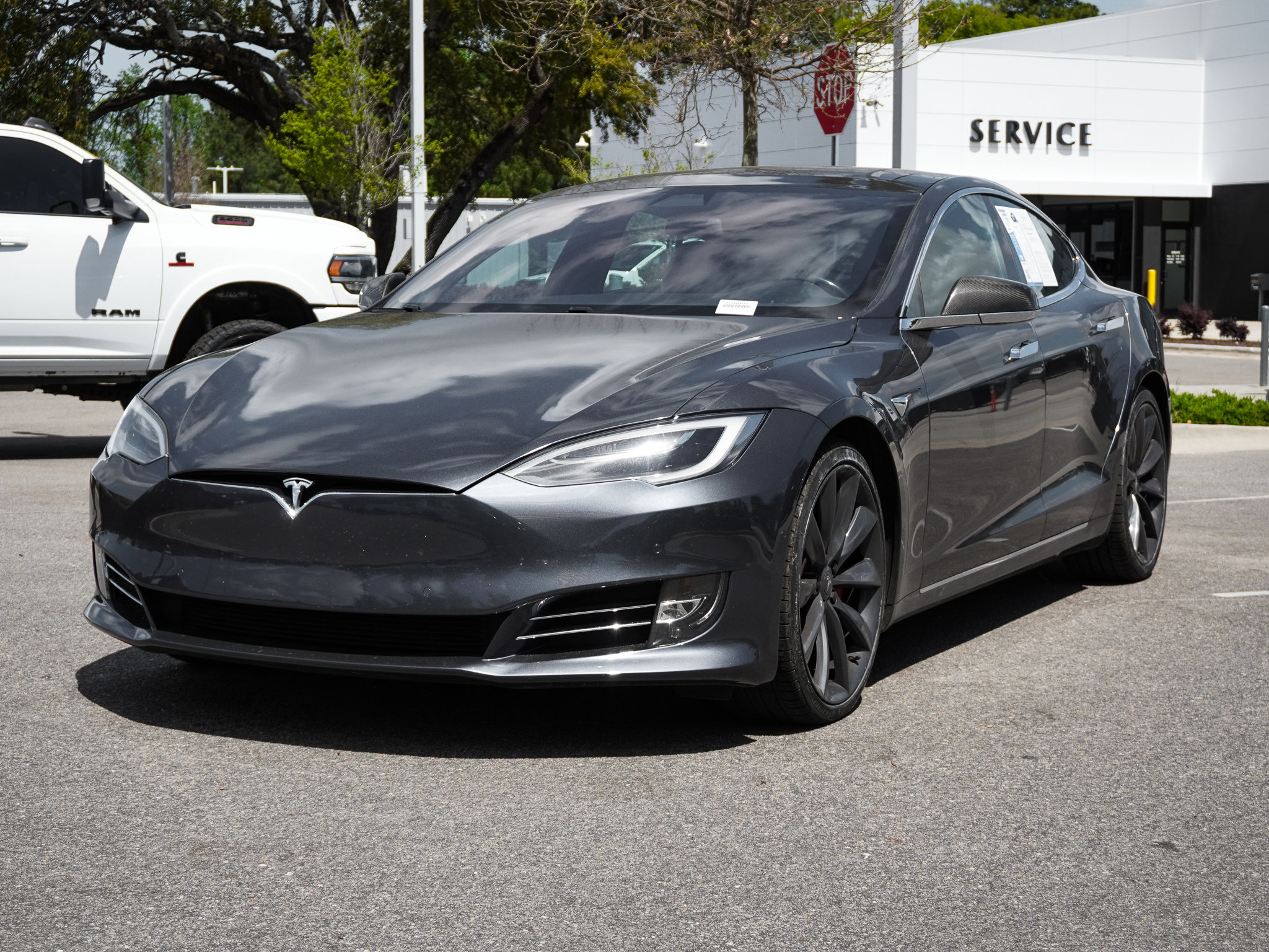 Used 2016 Tesla Model S P85D image 5