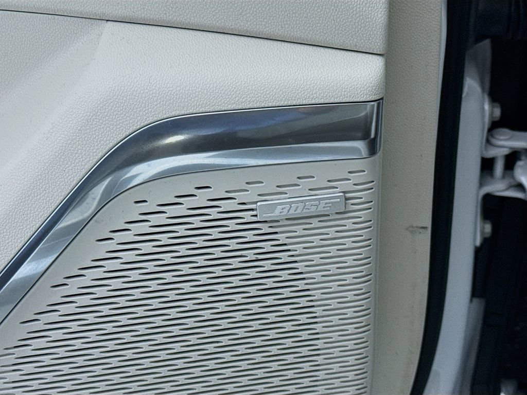 Used 2024 GMC Acadia Denali image 19