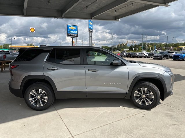 New 2026 Chevrolet Equinox LT w/ Convenience Package II image 5