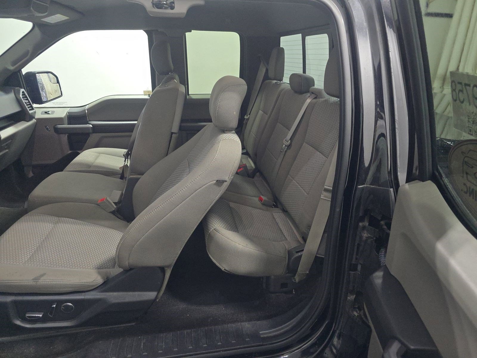 Used 2018 Ford F150 XLT w/ Equipment Group 302A Luxury image 12