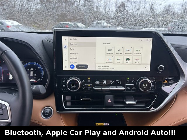 Used 2024 Toyota Highlander Platinum image 3