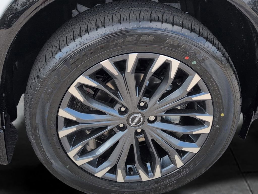 New 2026 Nissan Rogue Platinum image 6