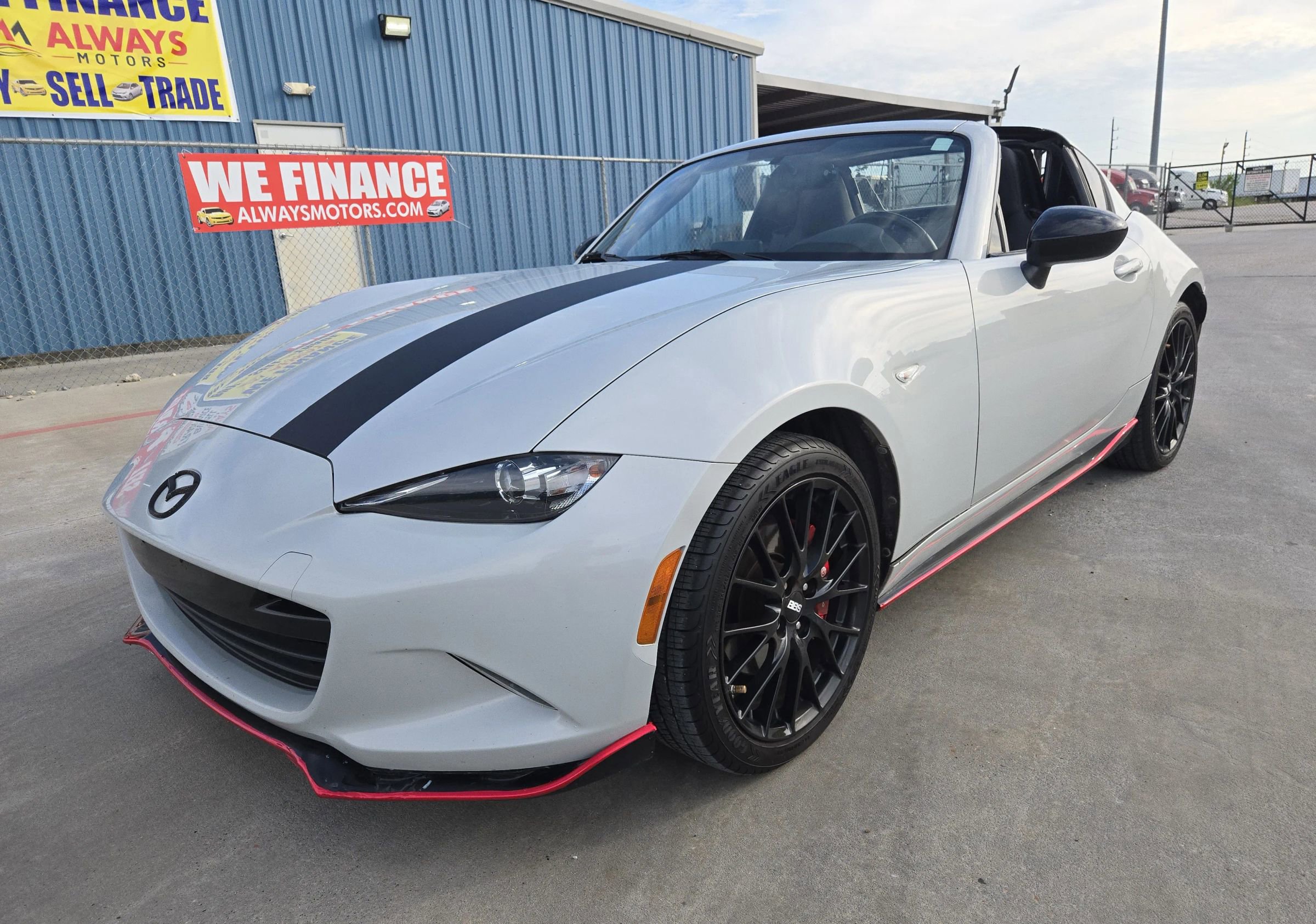 Used 2018 MAZDA MX-5 Miata RF Club w/ Brembo/BBS Package image 3