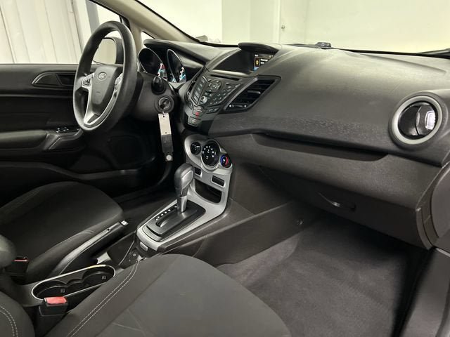Used 2019 Ford Fiesta SE FWD image 28