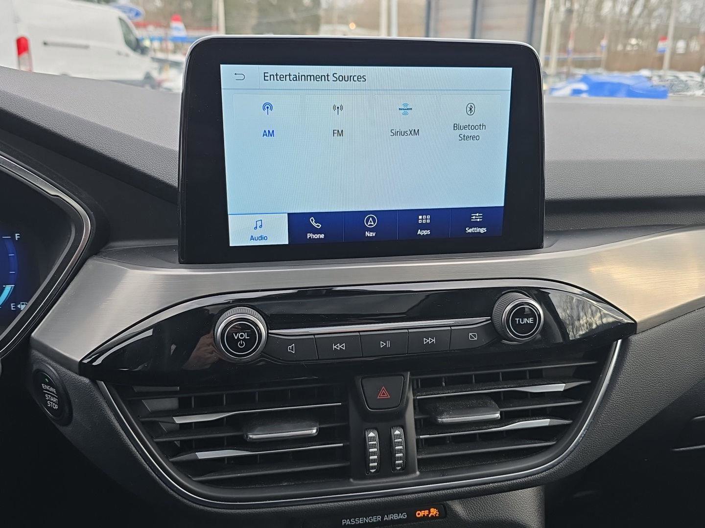 Used 2022 Ford Escape Titanium w/ Class II Trailer Tow Package image 24