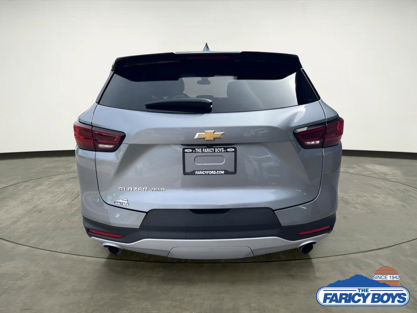 Used 2023 Chevrolet Blazer LT image 2