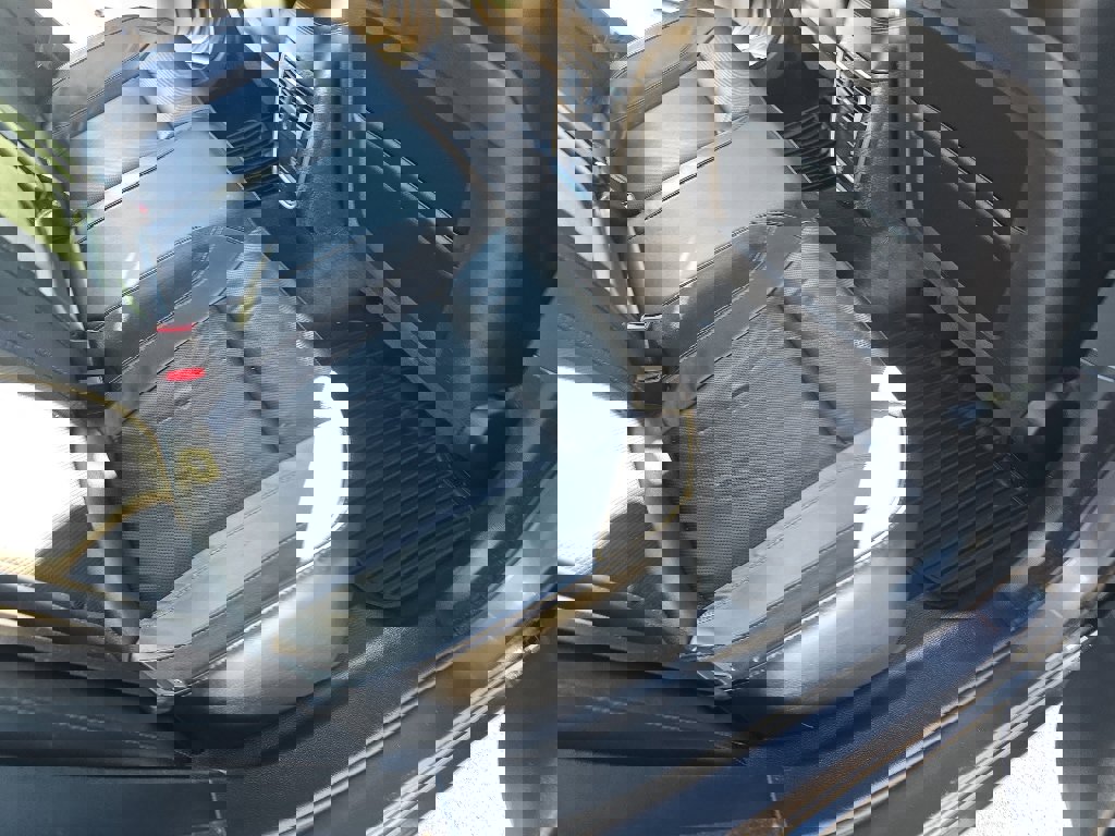 Used 2016 Dodge Charger SXT w/ AWD Plus Group image 17