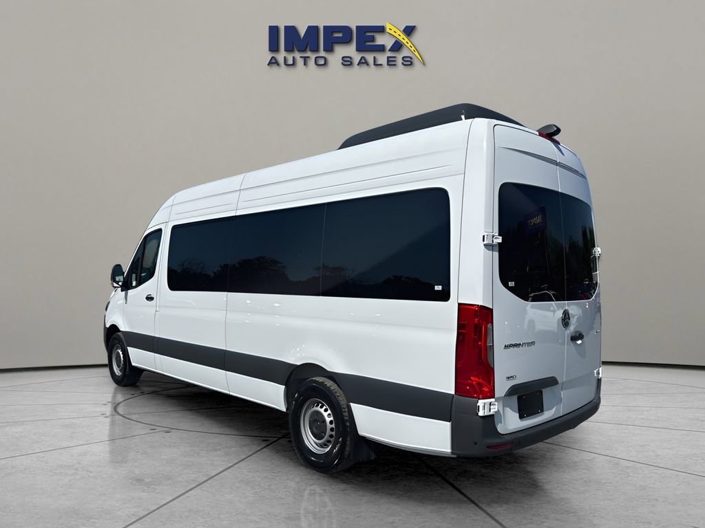 Used 2025 Mercedes-Benz Sprinter 2500 image 3