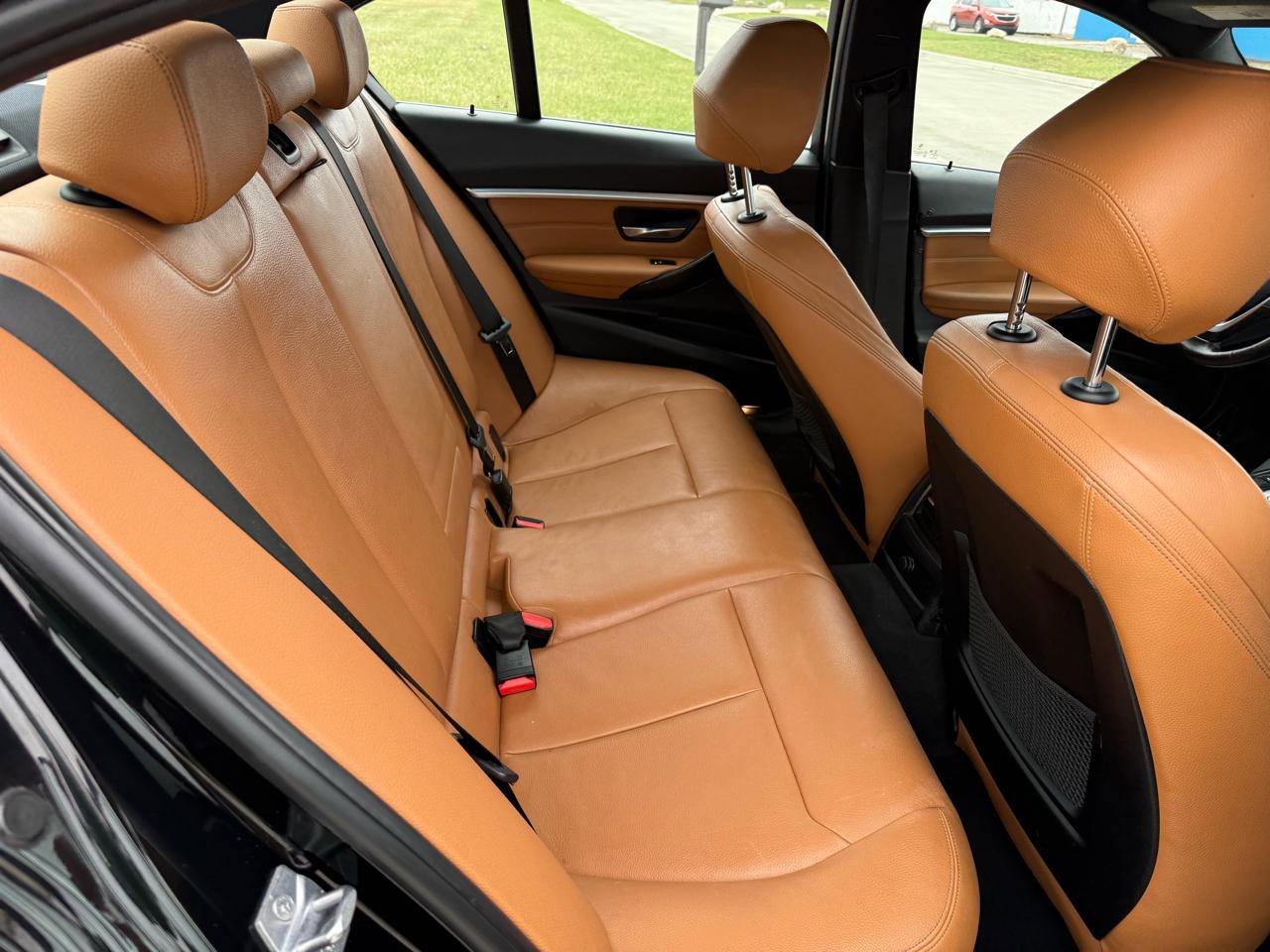 Used 2018 BMW 330i xDrive Sedan w/ Convenience Package image 23