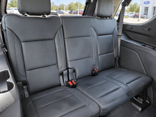 Used 2021 Chevrolet Tahoe LT w/ LT Signature Package RWD image 15