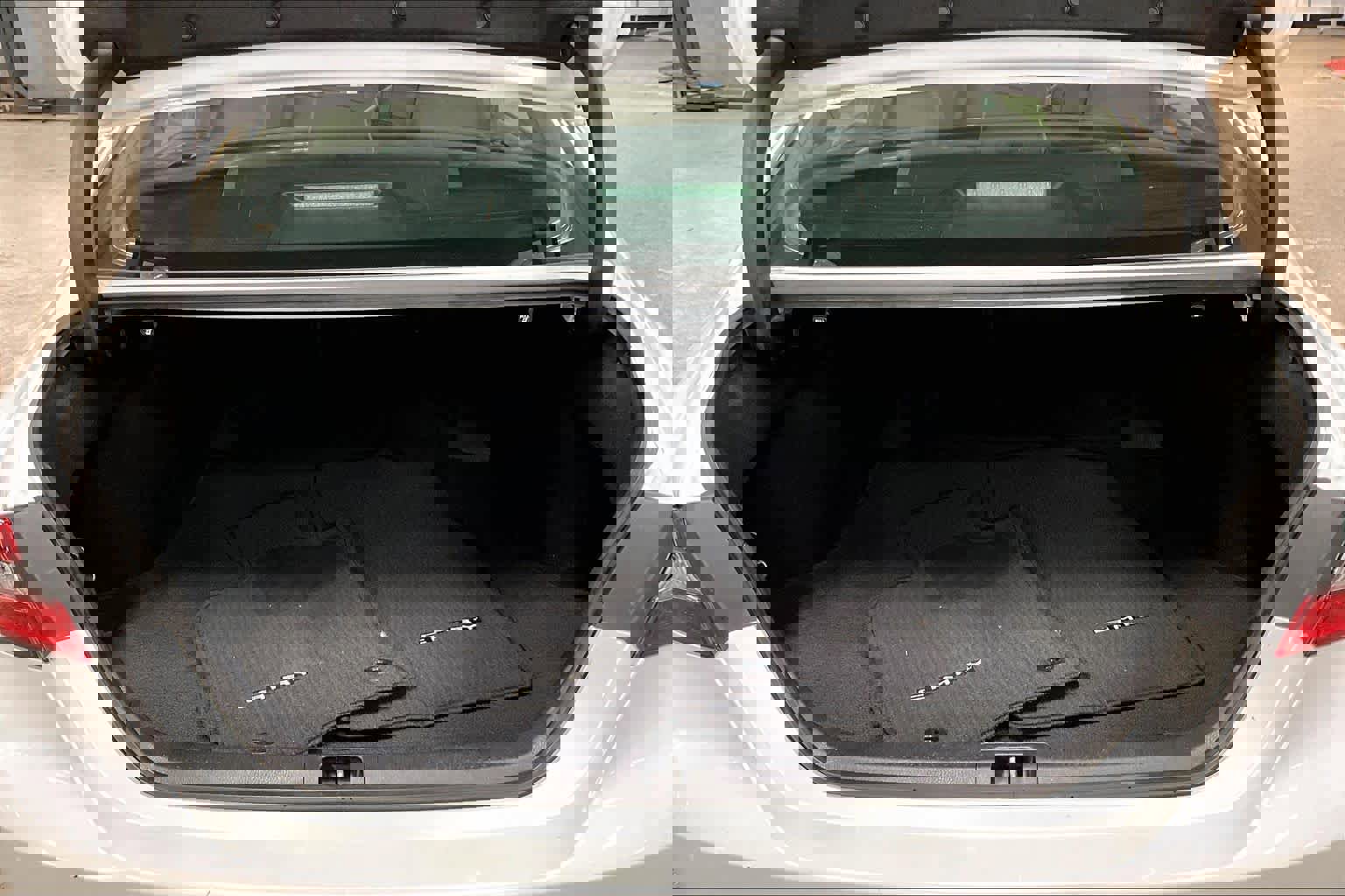 Used 2022 Toyota Camry XSE w/ Navigation Upgrade Package image 34