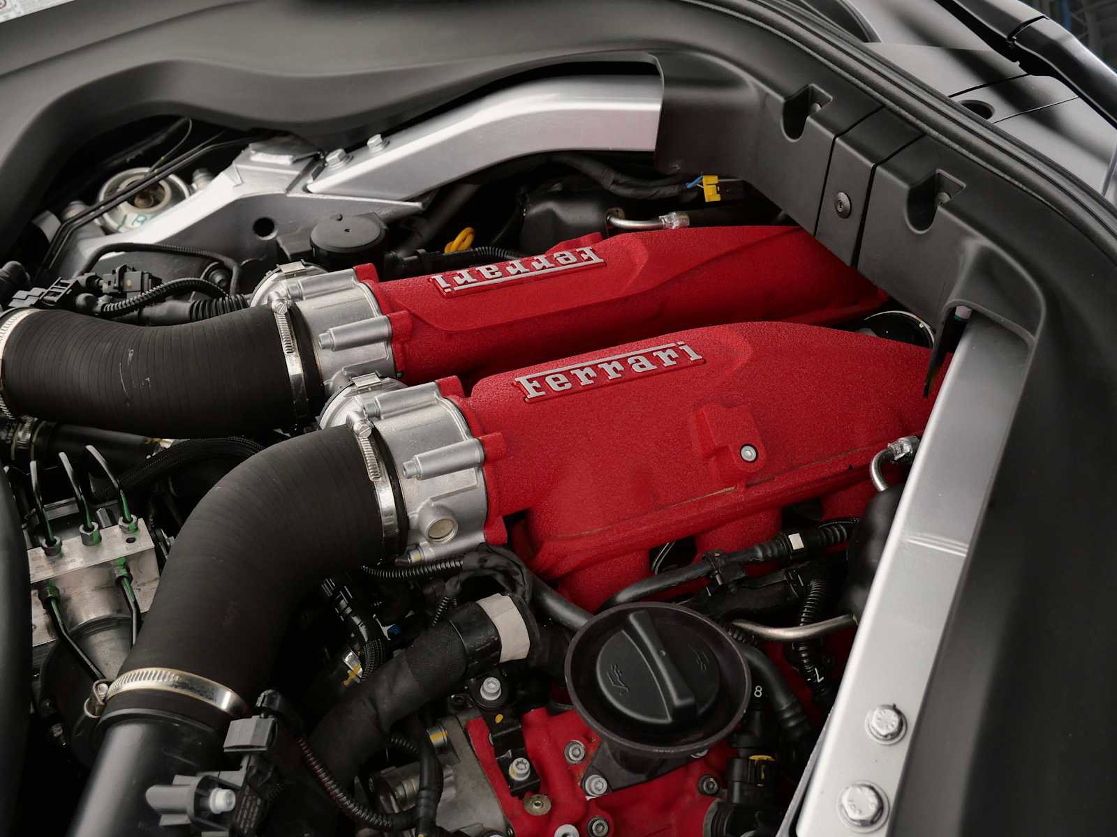 Certified 2022 Ferrari Portofino M image 35