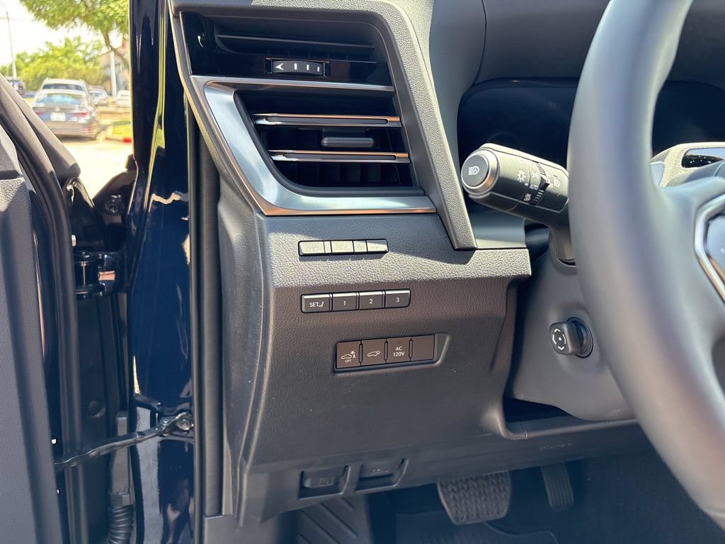 Certified 2026 Lexus GX 550 AWD/4WD image 14