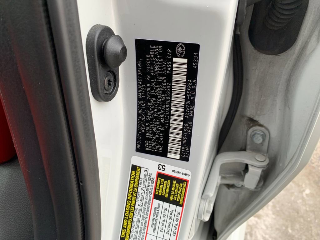 Used 2024 Toyota Camry XSE image 36