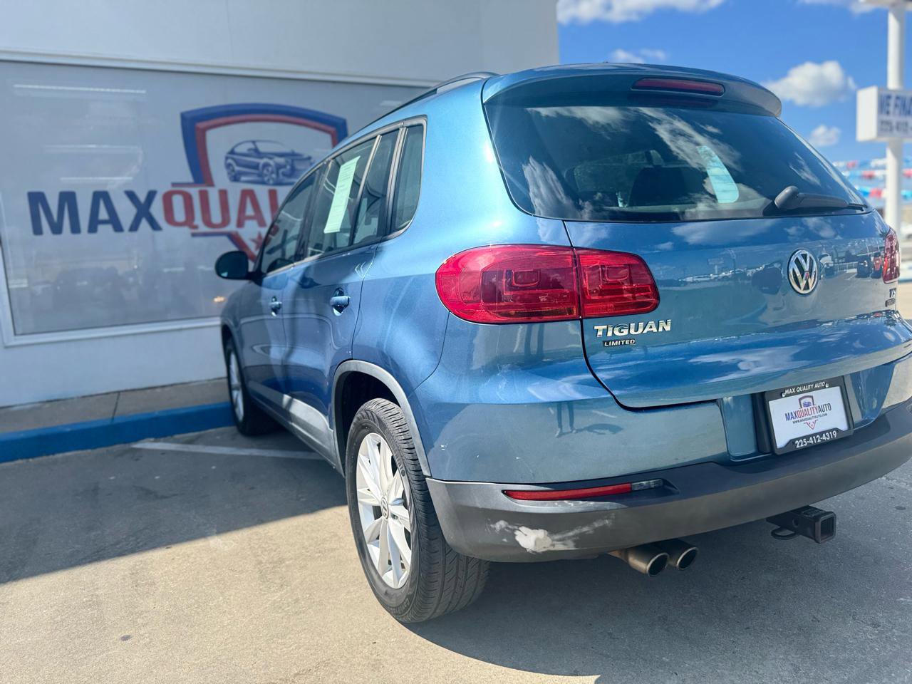 Used 2017 Volkswagen Tiguan Limited w/ Premium Package image 22