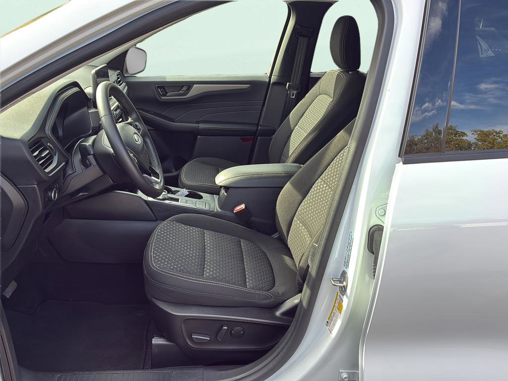 Used 2023 Ford Escape Active image 10