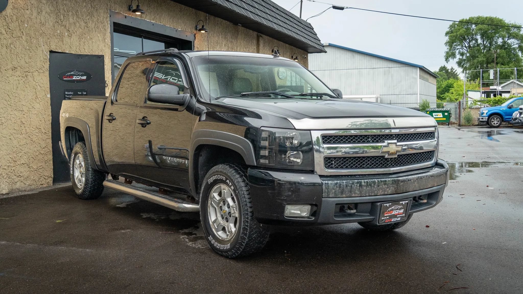 Used 2007 Chevrolet Silverado 1500 LTZ w/ Safety Package AWD/4WD image 4
