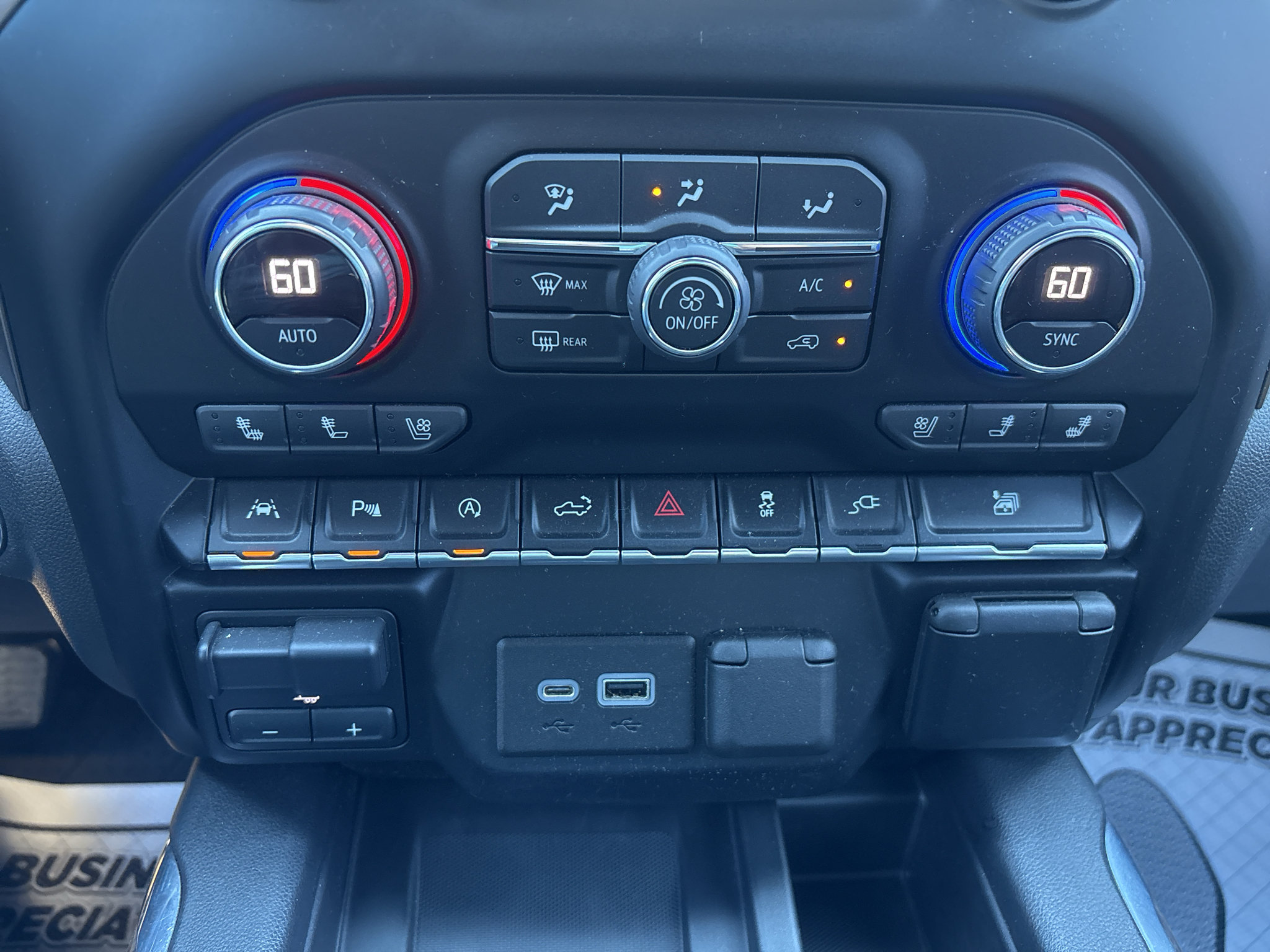 Used 2021 Chevrolet Silverado 1500 High Country AWD/4WD image 25