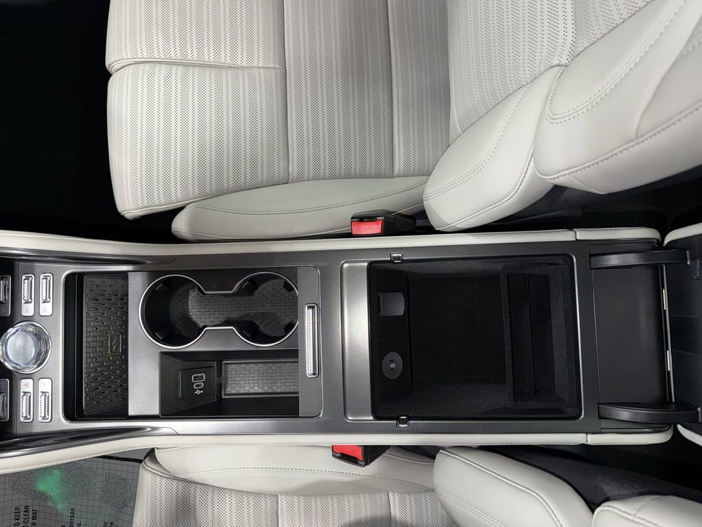 Used 2026 Lincoln Nautilus Reserve AWD/4WD image 24