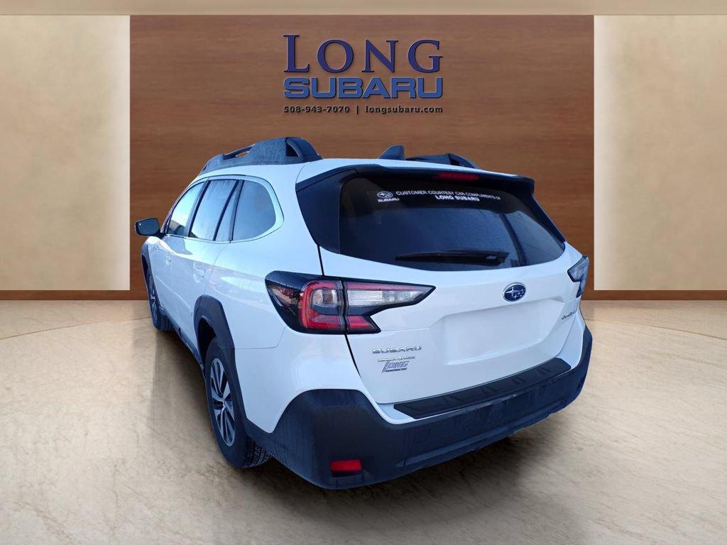 Certified 2025 Subaru Outback Premium AWD/4WD image 9