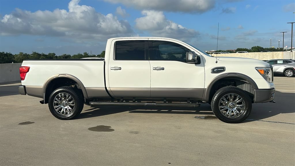 Used 2019 Nissan Titan Platinum Reserve w/ Platinum Utility Package AWD/4WD image 15
