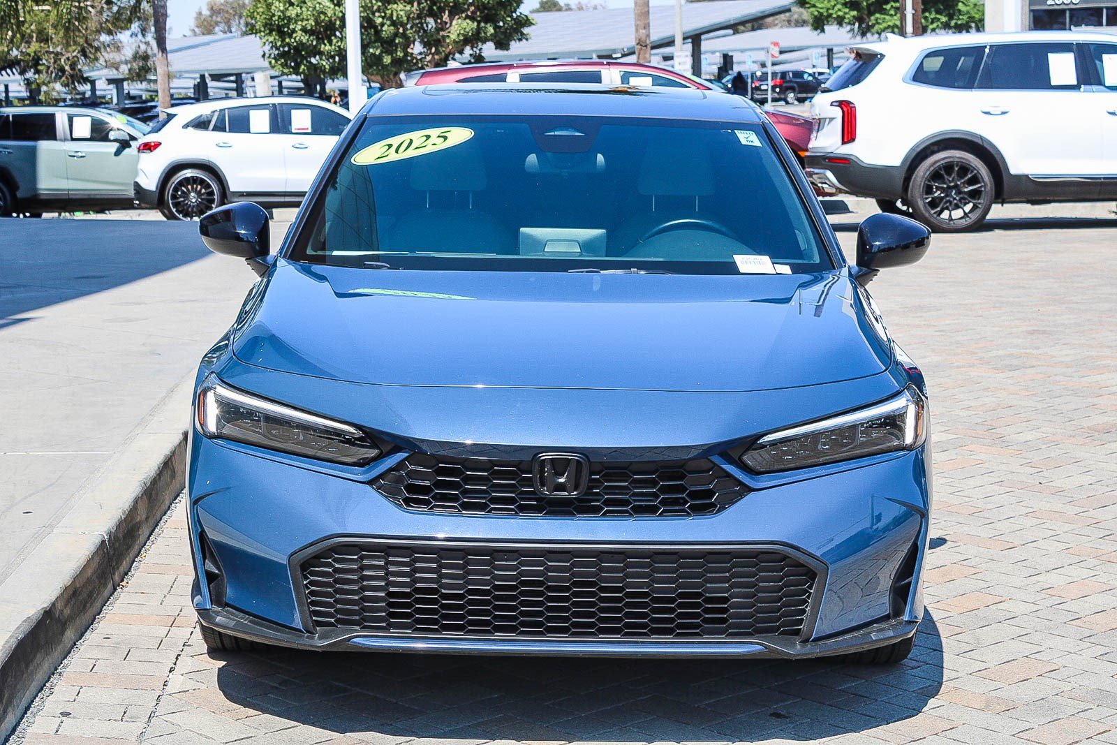 Used 2025 Honda Civic Sport image 2
