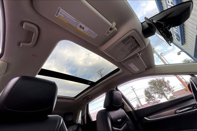 Used 2017 Cadillac XT5 Luxury w/ Driver Awareness Package image 22