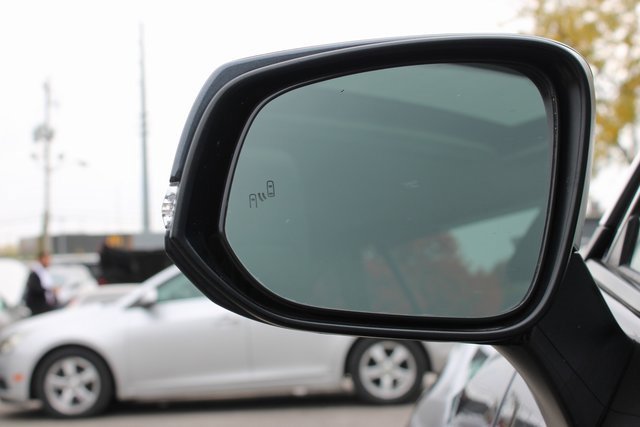 Used 2023 Toyota RAV4 XLE Premium image 8