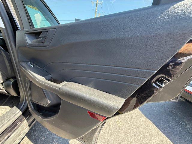 Used 2022 Ford Escape SE w/ SE Sport Appearance Package AWD/4WD image 30
